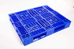 塑料托盤長期暴漏會不會受潮？
